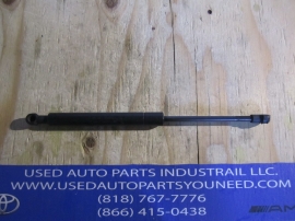 BMW - LEFT TRUNK SHOCK HOLDER - 41628222715